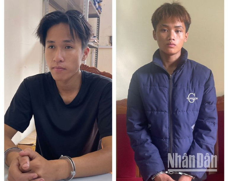 Đối tượng Hoàng Văn Tiến (Trái) và đối tượng Lò Chính Lương (Phải).