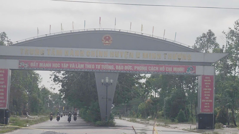 Đường vào Trung tâm Hành chính huyện U Minh Thượng.