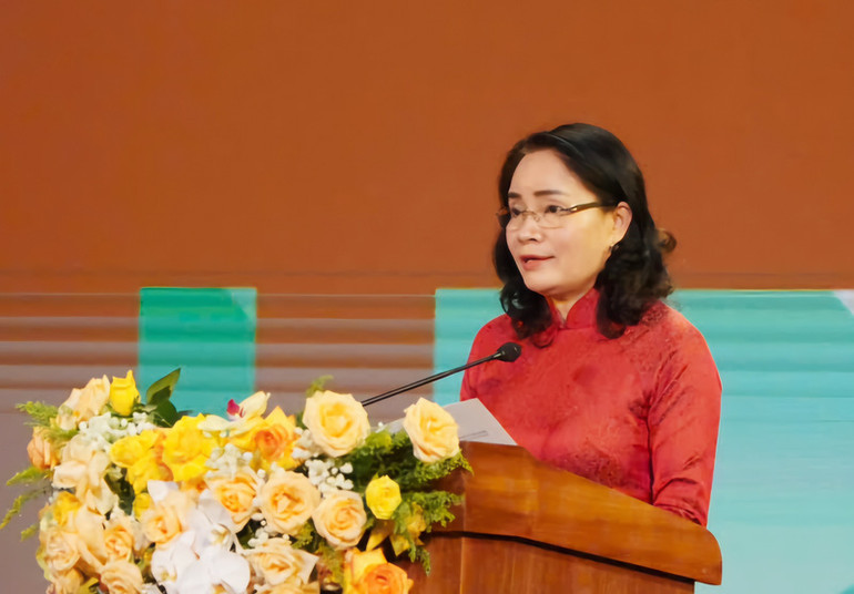 Thứ trưởng Văn hóa, Thể thao và Du lịch Trịnh Thị Thủy phát biểu khai mạc.