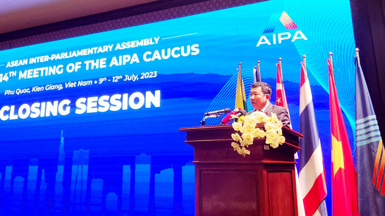 Chủ nhiệm Ủy ban Đối ngoại Quốc hội Vũ Hải Hà phát biểu bế mạc.