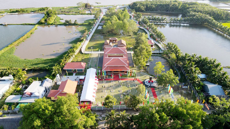 Khu lưu niệm lực lượng vũ trang tỉnh Kiên Giang nhìn từ trên cao.