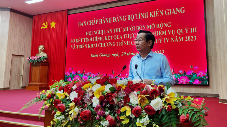 Bí thư Tỉnh ủy Kiên Giang Đỗ Thanh Bình phát biểu chỉ đạo.