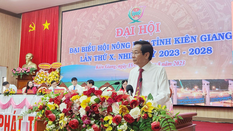 Bí thư Tỉnh ủy Kiên Giang Đỗ Thanh Bình phát biểu chỉ đạo Đại hội.