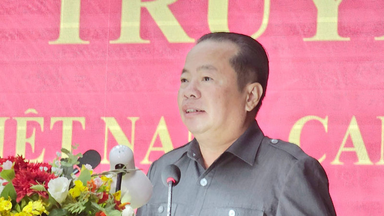 Phó Bí thư Thường trực Tỉnh ủy Kiên Giang Mai Văn Huỳnh phát biểu tại hội nghị.