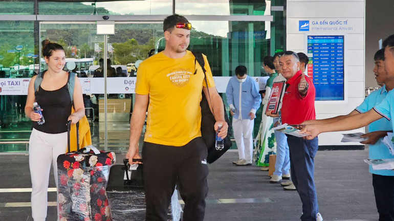 Du khách đến từ Cộng hòa Séc. Du khách đến từ Cộng hòa Séc.