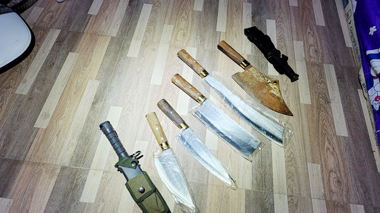 Hung khí thu giữ của các đối tượng bị công an thu giữ.