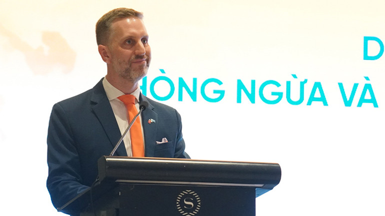 Trưởng đại diện UNFPA tại Việt Nam Matt Jackson phát biểu tại lễ ra mắt. (Ảnh: UNFPA) Trưởng đại diện UNFPA tại Việt Nam Matt Jackson phát biểu tại lễ ra mắt. (Ảnh: UNFPA)