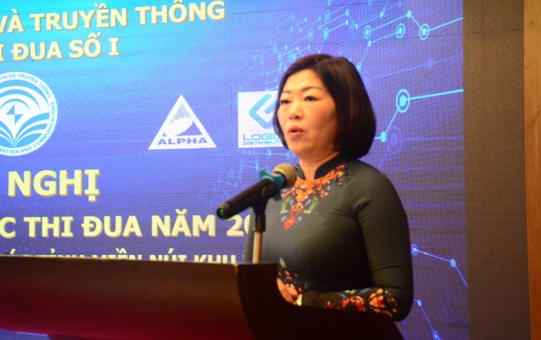 Giám đốc Đài Phát thanh-Truyền hình tỉnh Phú Thọ phát biểu tại hội nghị.