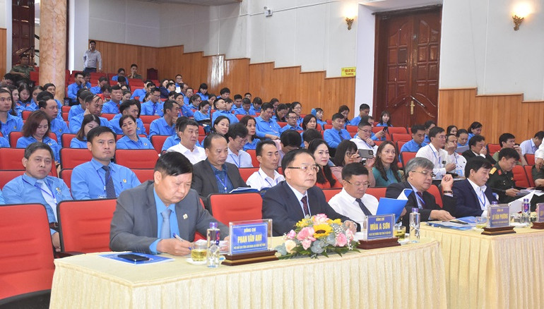 Đại biểu dự đại hội Công đoàn tỉnh Điện Biên lần thứ 12.