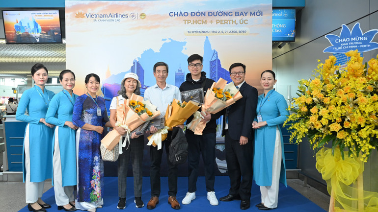 Vietnam Airlines khai trương đường bay Thành phố Hồ Chí Minh-Perth (Australia). Ảnh: VNA.