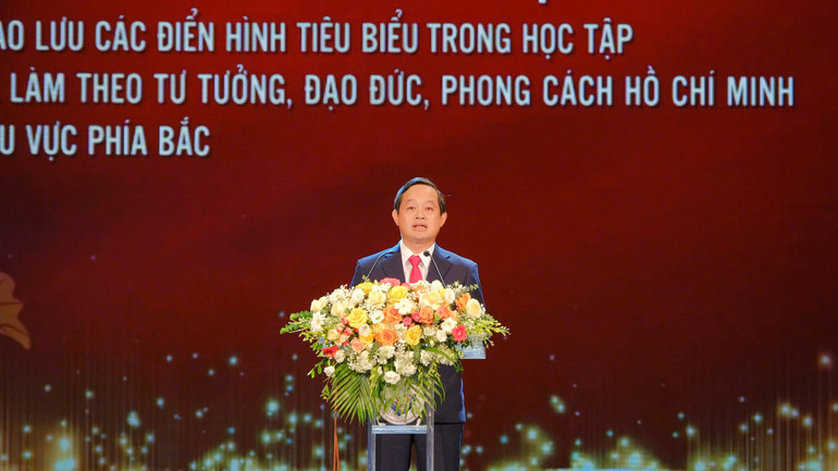 Theo đồng chí Phạm Hoàng Sơn, Phó Bí thư Thường trực Tỉnh ủy Thái Nguyên, Chủ tịch Hội đồng nhân dân tỉnh, học tập và làm theo Bác Hồ góp phần tích cực phát triển tỉnh Thái Nguyên.