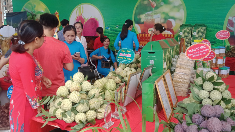 Hằng năm, huyện Võ Nhai tổ chức lễ hội quảng bá, tiêu thụ na.