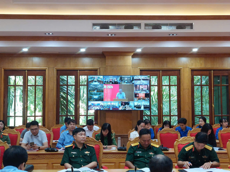 Các đại biểu tham dự hội nghị.