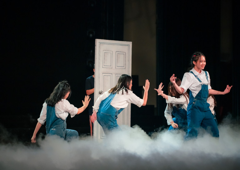 Một cảnh trong vở nhạc kịch