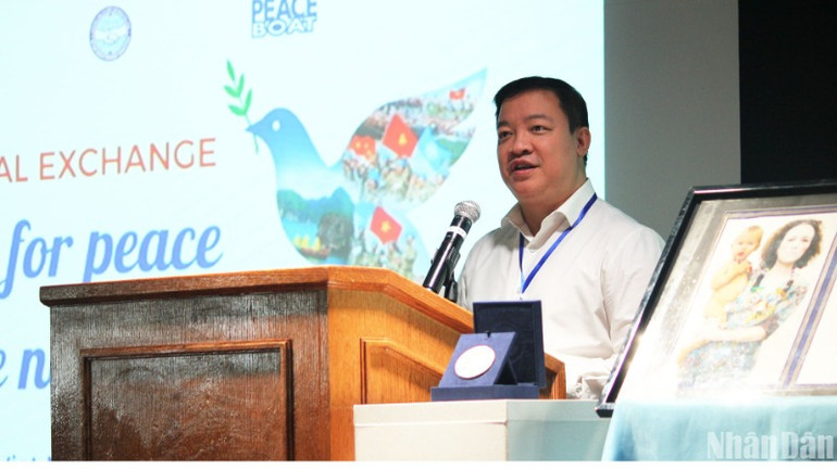 Ông Nguyễn Ngọc Hùng, Phó Chủ tịch Liên hiệp các tổ chức hữu nghị Việt Nam (VUFO) phát biểu tại chương trình giao lưu.