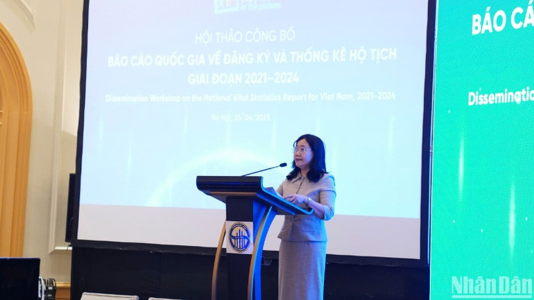 Bà Nguyễn Thị Hương, Cục trưởng Cục Thống kê, Bộ Tài chính.