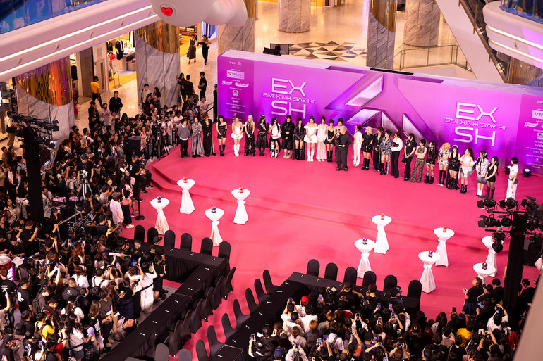 Không gian sự kiện ra mắt Em xinh say hi