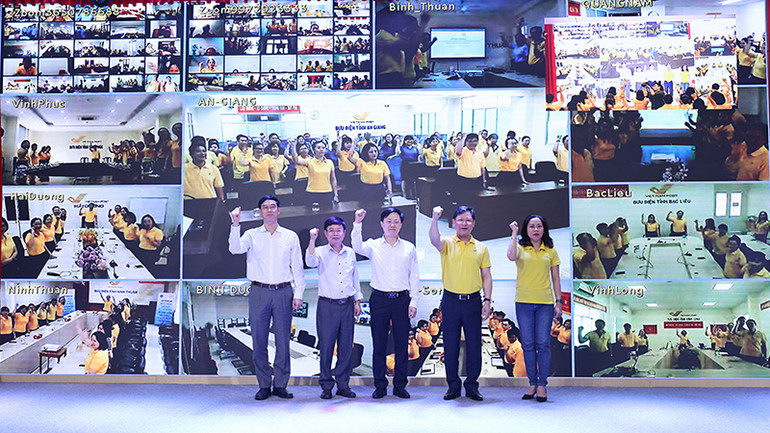 Chương trình được kết nối trực tuyến đến nhiều địa phương. (Ảnh: VNPost)