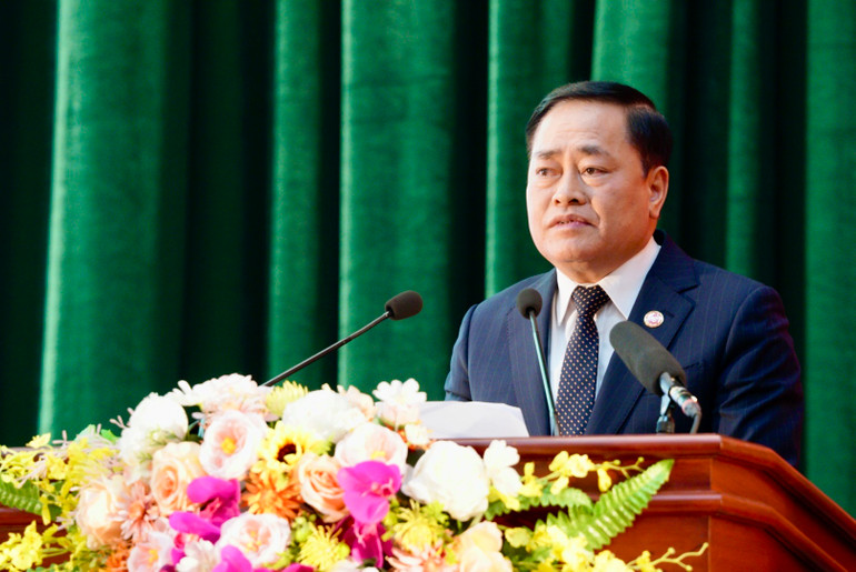 Đồng chí Hồ Tiến Thiệu, Phó Bí thư Tỉnh ủy, Chủ tịch Ủy ban nhân dân, Phó Trưởng ban thường trực Ban chỉ đạo xóa nhà tạm nhà dột nát và phát triển nhà ở xã hội tỉnh Lạng Sơn.