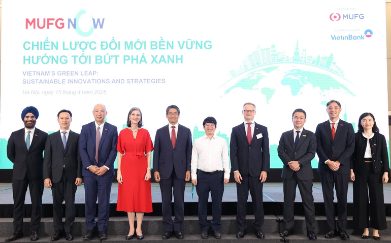 VietinBank sẽ tiếp tục mở rộng hợp tác với các đối tác trong và ngoài nước để trở thành cầu nối lan tỏa ESG trong cộng đồng doanh nghiệp. VietinBank sẽ tiếp tục mở rộng hợp tác với các đối tác trong và ngoài nước để trở thành cầu nối lan tỏa ESG trong cộng đồng doanh nghiệp.