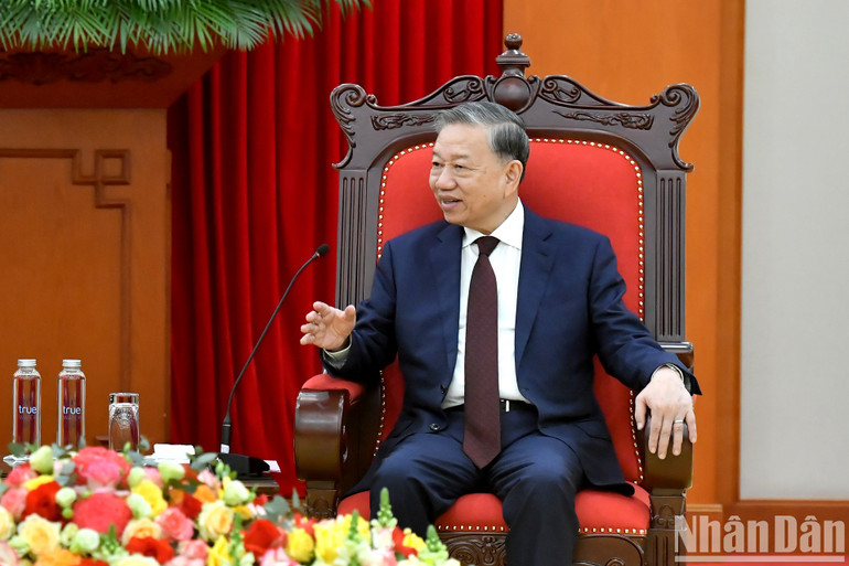 Tổng Bí thư Tô Lâm phát biểu tại buổi tiếp. (Ảnh: ĐĂNG KHOA)