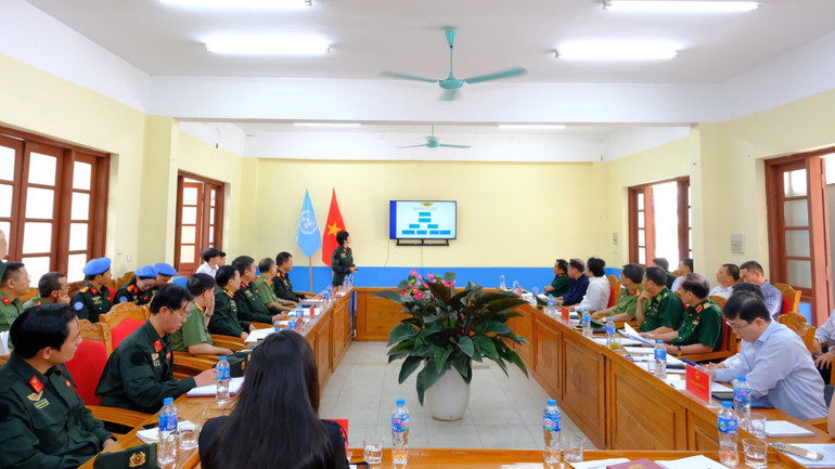 Đoàn khảo sát của Ủy ban Quốc phòng, An ninh và Đối ngoại làm việc với Văn phòng thường trực Bộ Công an về Gìn giữ hoà bình Liên hợp quốc.