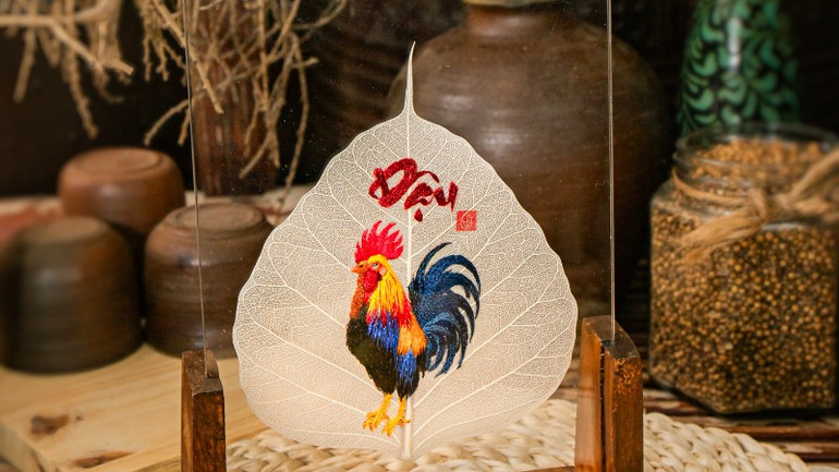 Các tranh thêu con giáp được nhiều người lựa chọn.