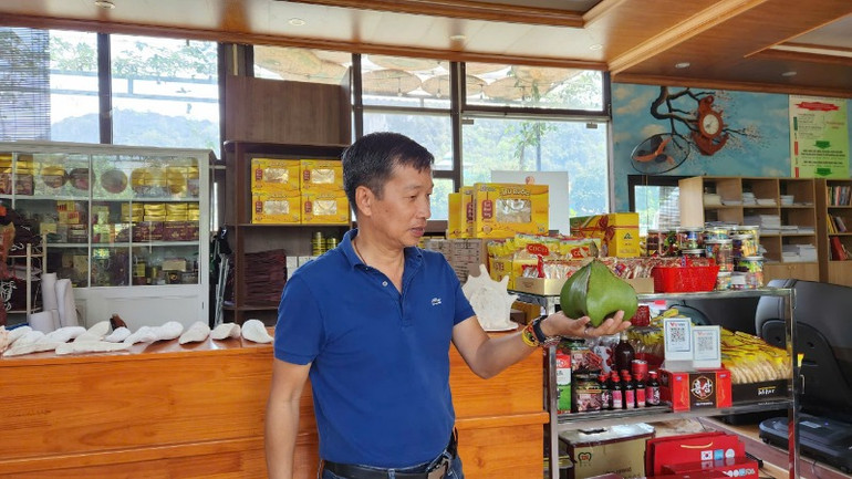 Du khách rất thích check-in ở những góc đậm chất Trường Sa.