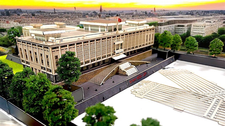 Mô hình Dinh Độc Lập đang trong quá trình hoàn thiện.