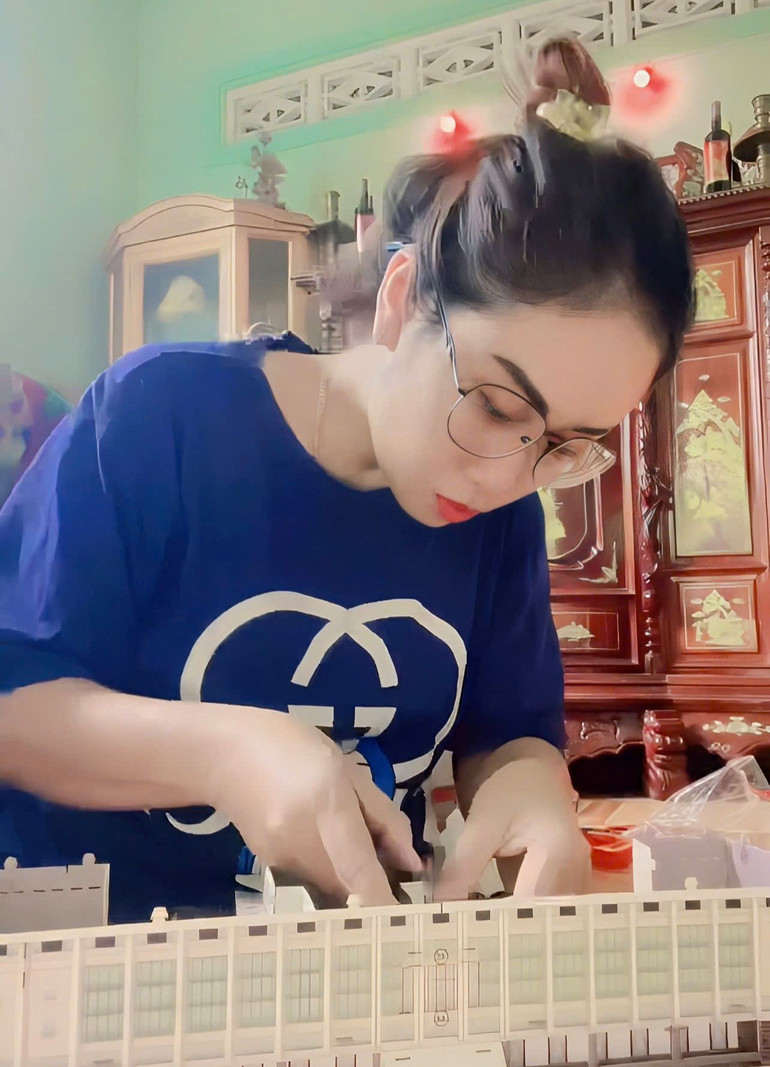 Tỉ mỉ trong từng công đoạn.