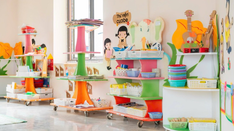 Các phòng học được trang bị rất khang trang, đầy đủ.