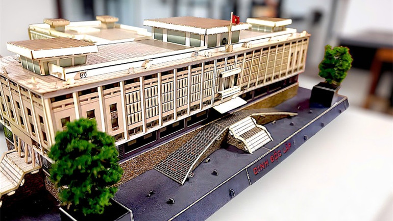 Mỗi mô hình đều thể hiện tâm huyết và tình yêu Tổ quốc.