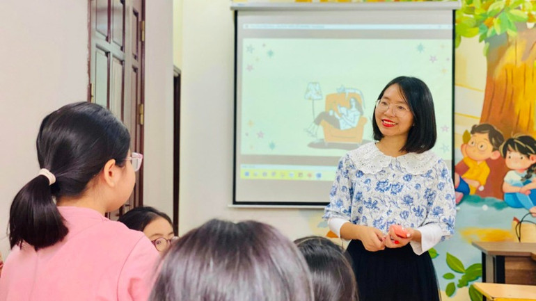 Cô giáo, tác giả Dương Hằng. Cô giáo, tác giả Dương Hằng.