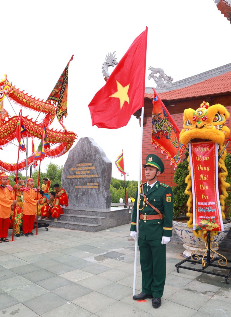 Trang nghiêm trong ngày lễ lớn.