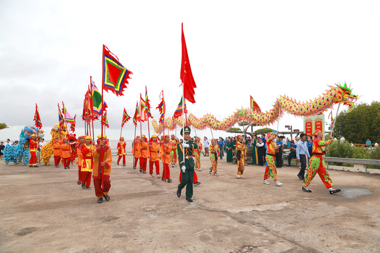 Giỗ Tổ Hùng Vương ở Cà Mau diễn ra long trọng và ấm áp.