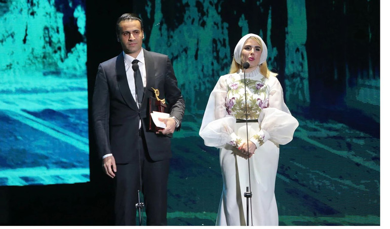 Các nghệ sĩ Iran nhận giải thưởng lớn tại Liên hoan phim quốc tế Hà Nội 2024.