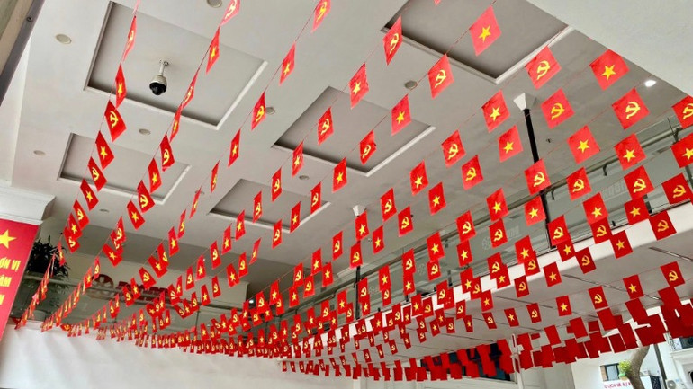 Không khí Kỷ niệm 50 năm Ngày giải phóng miền nam, thống nhất đất nước đã tràn ngập không gian của Điện ảnh Quân đội nhân dân.