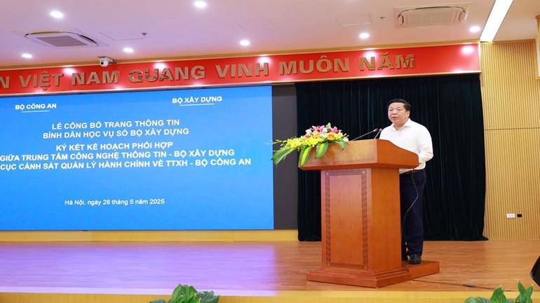 Bộ trưởng Xây dựng Trần Hồng Minh phát biểu tại buổi lễ