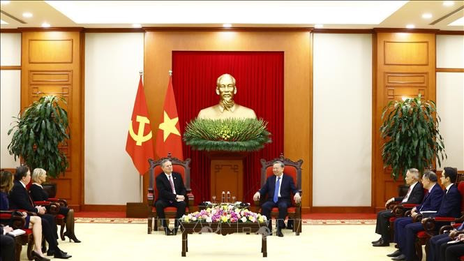 Tổng Bí thư Tô Lâm tiếp Thượng nghị sĩ Hoa Kỳ Steven David Daines. (Ảnh: TTXVN)