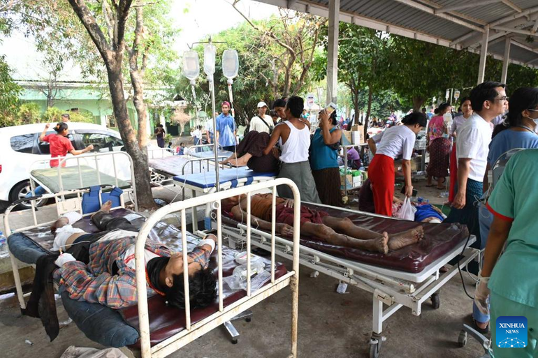 Nạn nhân trận động đất tại Nay Pyi Taw Myanmar. (Ảnh: Tân Hoa xã)