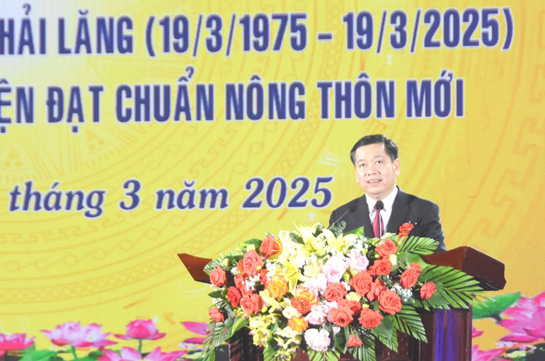 Ủy viên dự khuyết Trung ương Đảng, Bí thư Tỉnh ủy Quảng Trị Nguyễn Long Hải phát biểu chúc mừng.