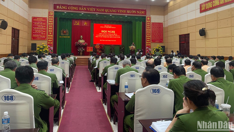 Quang cảnh hội nghị. Quang cảnh hội nghị.