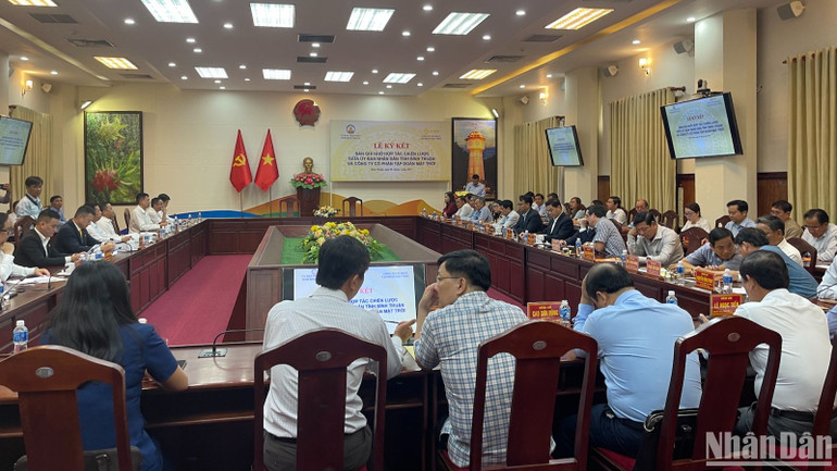 Quang cảnh hội nghị