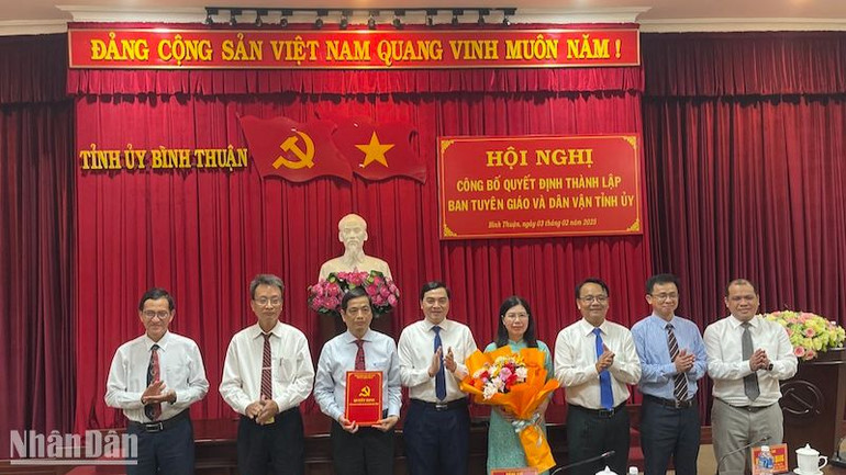 Đồng chí Võ Thanh Bình, Ủy viên Ban Thường vụ Tỉnh ủy, Trưởng Ban Tuyên giáo Tỉnh ủy làm Trưởng ban Tuyên giáo và Dân vận Tỉnh ủy.