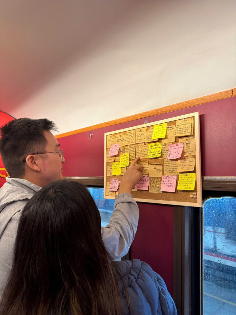 Hành khách cảm nhận trải nghiệm trên tàu Kết nối di sản miền trung.