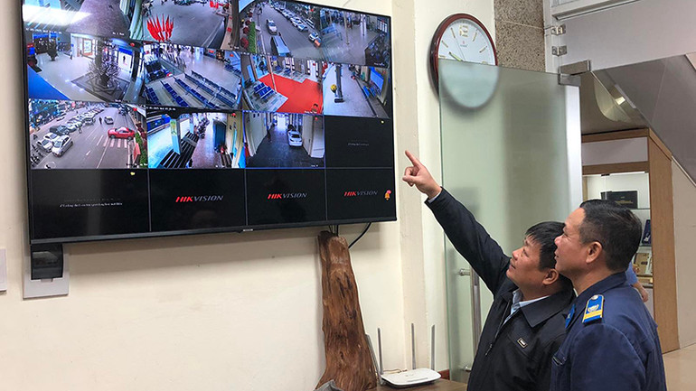 Bảo đảm an ninh trật tự tại ga Hà Nội qua hệ thống camera