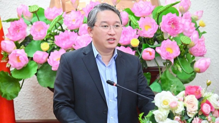 Bộ trưởng Tư pháp Nguyễn Hải Ninh phát biểu giao nhiệm vụ. (Ảnh: PHƯƠNG MAI)