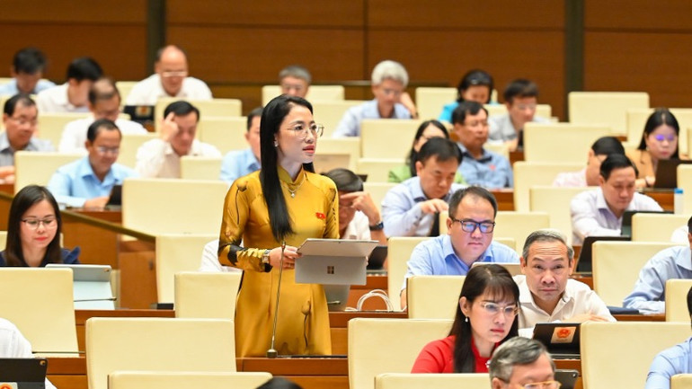 Đại biểu Trần Khánh Thu (Đoàn Thái Bình). (Ảnh: BÙI GIANG)