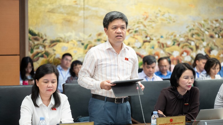 Đại biểu Quốc hội Tạ Đình Thi (đoàn Hà Nội), Phó Chủ nhiệm Ủy ban Khoa học, Công nghệ và Môi trường. (Ảnh: Quochoi.vn)