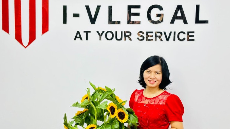 Luật sư Dương Thị Mai Hoa, Giám đốc điều hành Công ty Luật TNHH Việt Ấn. Ảnh: THU HẰNG.